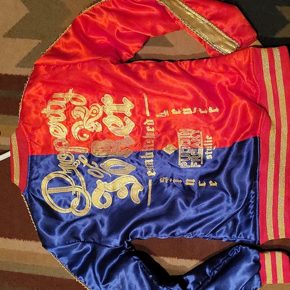 Harley Quinn Bomber - Picture 2 of 5